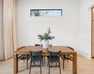 5317 Mccandless St - Photo Thumbnail 10