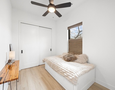 5317 Mccandless St - Photo Thumbnail 36