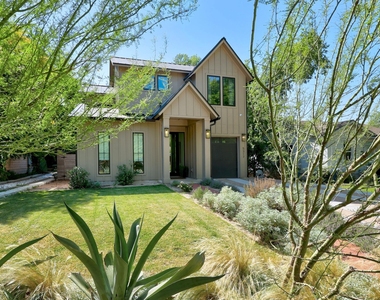 5317 Mccandless St - Photo Thumbnail 1