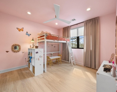 5317 Mccandless St - Photo Thumbnail 32