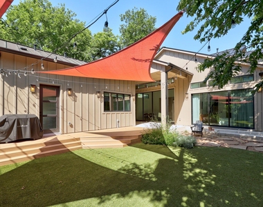 5317 Mccandless St - Photo Thumbnail 22