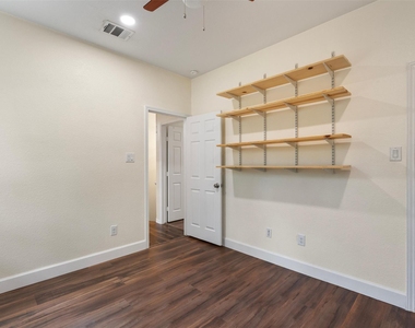 7610 Bethune Ave - Photo Thumbnail 16