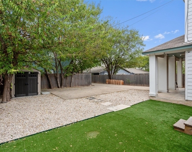 7610 Bethune Ave - Photo Thumbnail 4