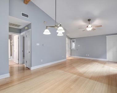 2117 A Rabb Rd - Photo Thumbnail 7
