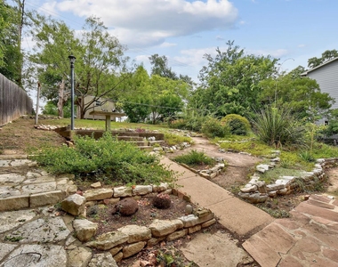 2117 A Rabb Rd - Photo Thumbnail 15