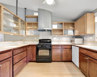 2117 A Rabb Rd - Photo Thumbnail 10