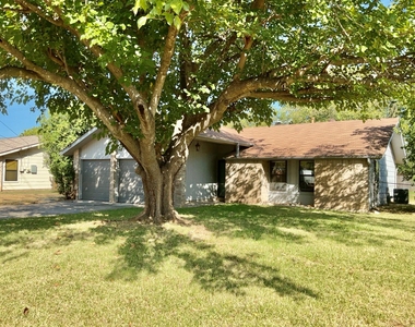408 E Central Dr - Photo Thumbnail 1