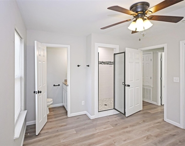 438 Forshage Blvd Blvd - Photo Thumbnail 10