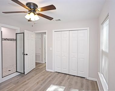 438 Forshage Blvd Blvd - Photo Thumbnail 12