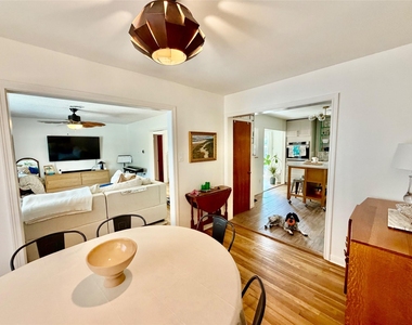 1411 Ridgemont Dr - Photo Thumbnail 6