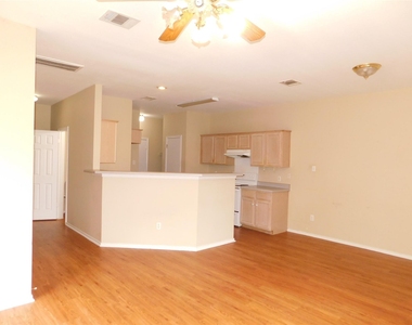 6726 Windrift Way - Photo Thumbnail 7