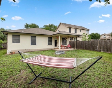 1125 Vincent Pl - Photo Thumbnail 17
