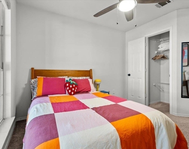 1125 Vincent Pl - Photo Thumbnail 29
