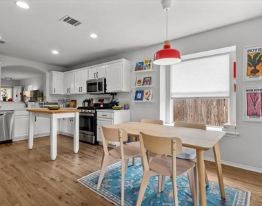 1125 Vincent Pl - Photo Thumbnail 28