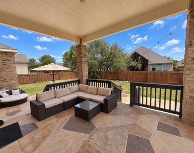 1408 Saddlespur Ln - Photo Thumbnail 21
