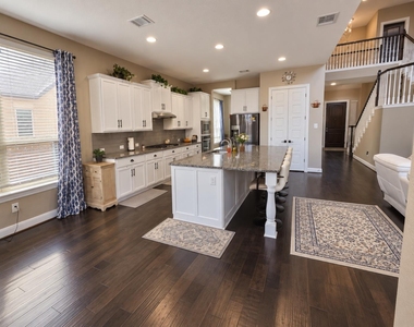 1408 Saddlespur Ln - Photo Thumbnail 3