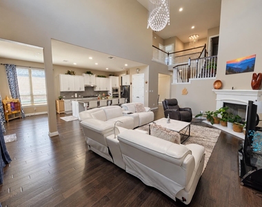 1408 Saddlespur Ln - Photo Thumbnail 2