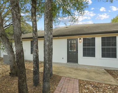 3407 Blumie St - Photo Thumbnail 16
