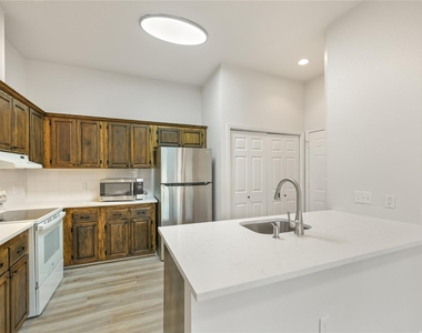 3407 Blumie St - Photo Thumbnail 1