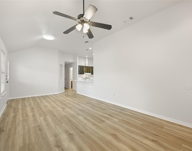 3407 Blumie St - Photo Thumbnail 5