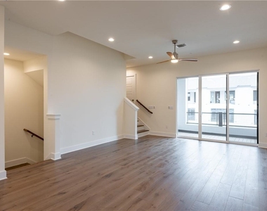4517 Unity Cir - Photo Thumbnail 8