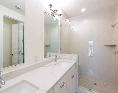 4517 Unity Cir - Photo Thumbnail 10