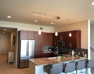 1101 Ivean Pearson Rd - Photo Thumbnail 6