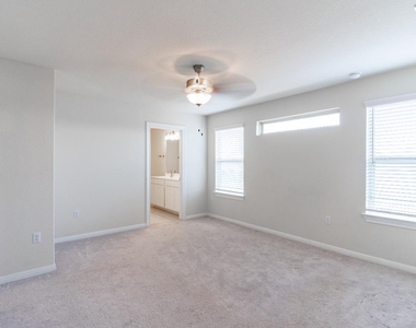 6802 Pleasanton Pkwy - Photo Thumbnail 8