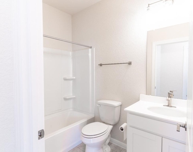 6802 Pleasanton Pkwy - Photo Thumbnail 6