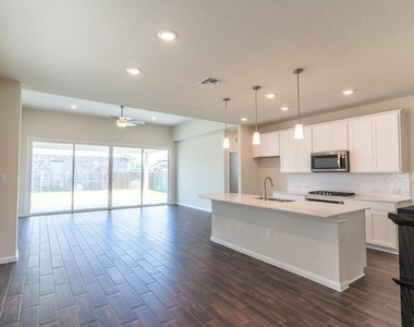6802 Pleasanton Pkwy - Photo Thumbnail 1