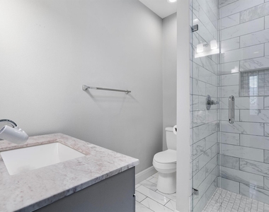 1102 Woodland Ave - Photo Thumbnail 15