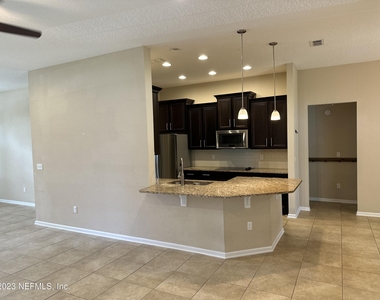 4135 Halifax Lane - Photo Thumbnail 8