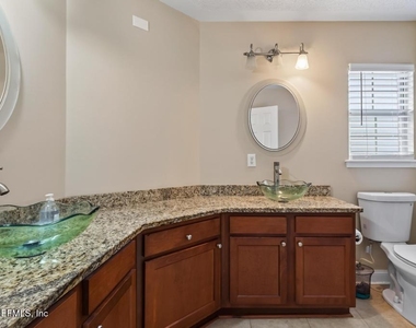 12418 Running River Road S - Photo Thumbnail 22