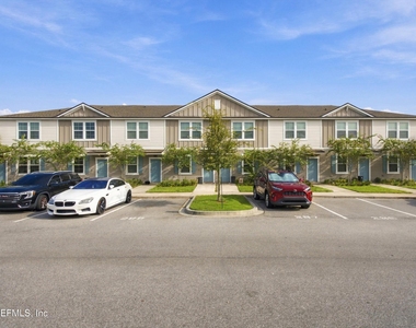 8359 Zenith Circle - Photo Thumbnail 1