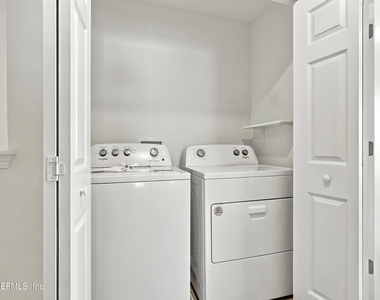 8359 Zenith Circle - Photo Thumbnail 24