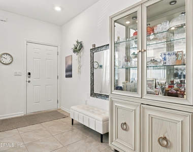 8359 Zenith Circle - Photo Thumbnail 4