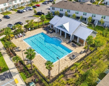 8359 Zenith Circle - Photo Thumbnail 29