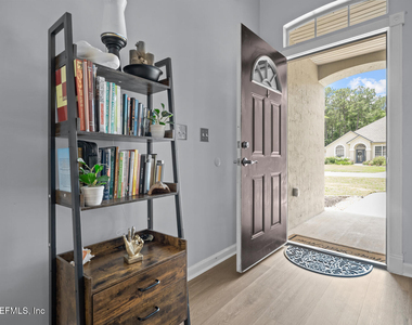 8575 Crooked Tree Drive - Photo Thumbnail 3