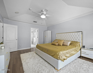 8575 Crooked Tree Drive - Photo Thumbnail 19