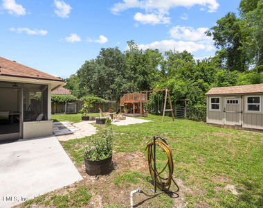 8575 Crooked Tree Drive - Photo Thumbnail 30