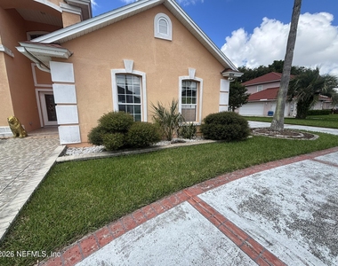 4314 Boat Club Drive - Photo Thumbnail 4
