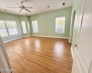 4314 Boat Club Drive - Photo Thumbnail 25