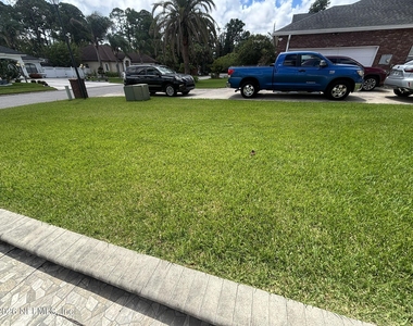 4314 Boat Club Drive - Photo Thumbnail 10