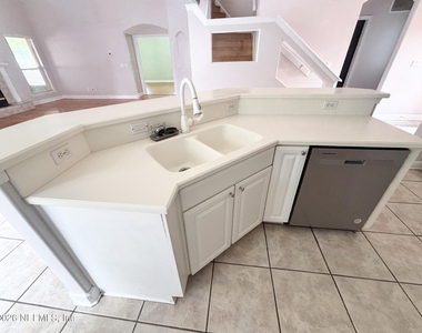 4314 Boat Club Drive - Photo Thumbnail 22