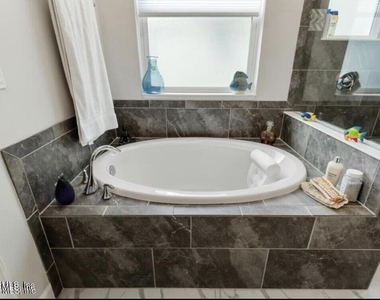 34072 Lavender Parke Drive - Photo Thumbnail 27
