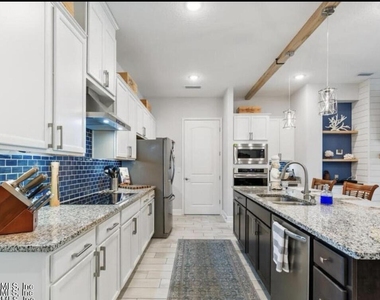 34072 Lavender Parke Drive - Photo Thumbnail 11