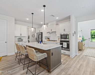 381 Pioneer Village Drive - Photo Thumbnail 9