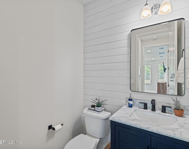 381 Pioneer Village Drive - Photo Thumbnail 33