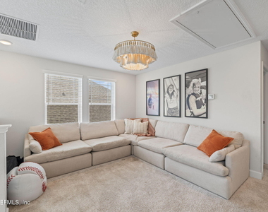 381 Pioneer Village Drive - Photo Thumbnail 37