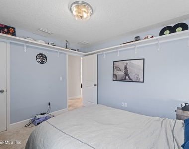 381 Pioneer Village Drive - Photo Thumbnail 40